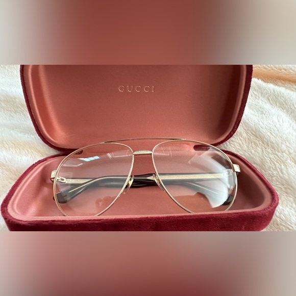 Gucci Women's Glasses in Gold - Picture 1 of 9